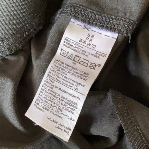 GapFit GFast Joggers in Black - Picture 5 of 6